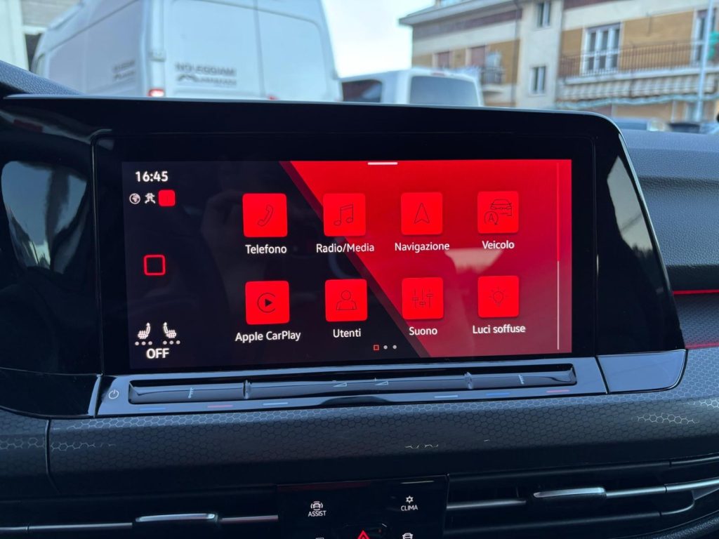 VOLKSWAGEN Golf 8 2.0 TSI DSG GTI fari MATRIX Armon Cardon - 20