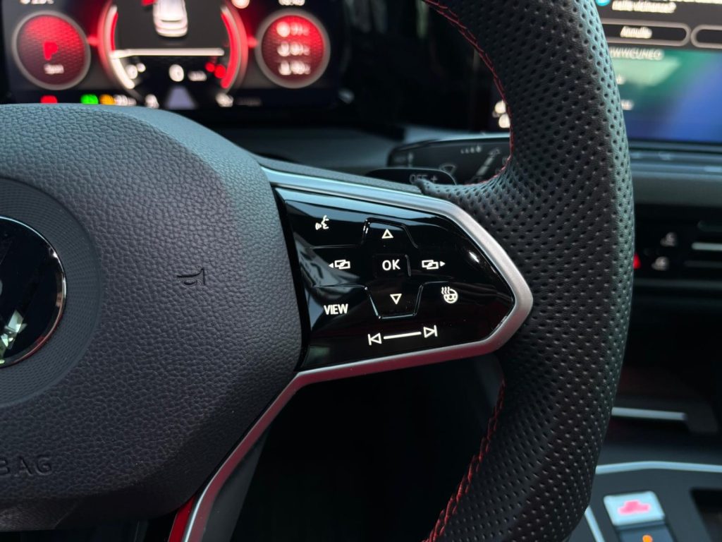 VOLKSWAGEN Golf 8 2.0 TSI DSG GTI fari MATRIX Armon Cardon - 22