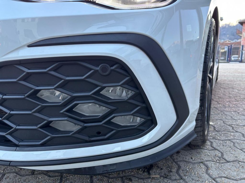 VOLKSWAGEN Golf 8 2.0 TSI DSG GTI fari MATRIX Armon Cardon - 9