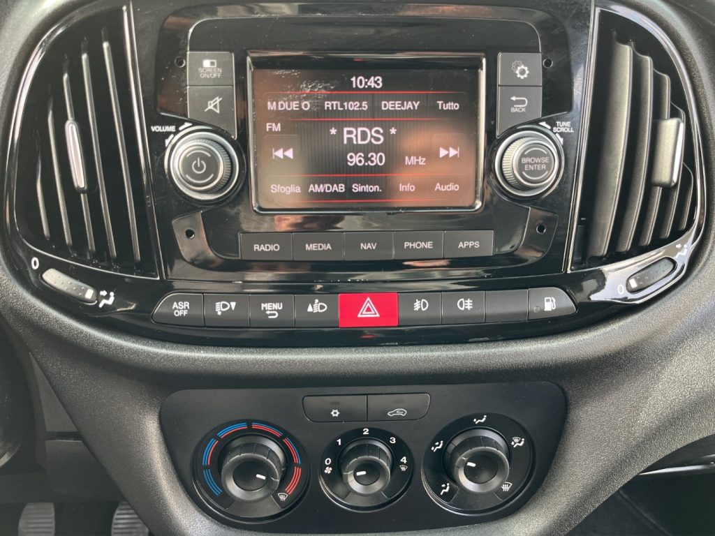 FIAT Doblo 1.4 n.power allestito - 13