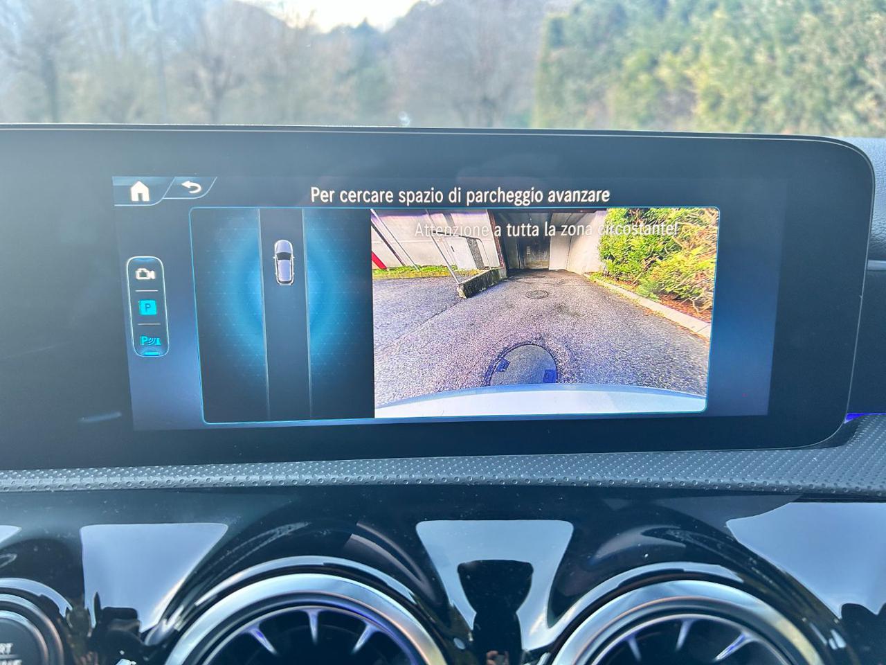 MERCEDES-BENZ A 200 Automatic AMG Line Advanced Plus - 24