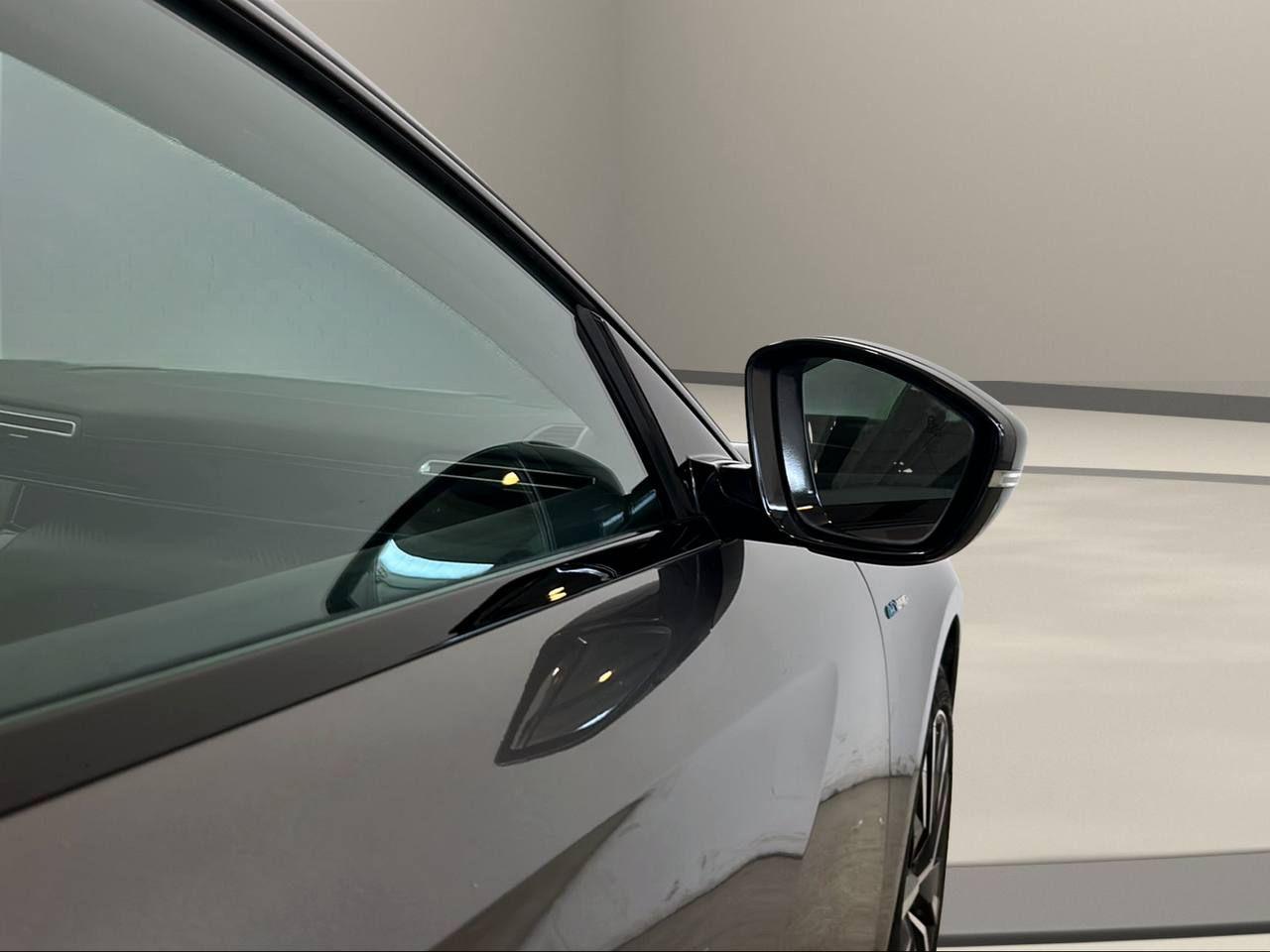 PEUGEOT 508 Plug-in Hybrid 225 e-EAT8 SW GT - 44