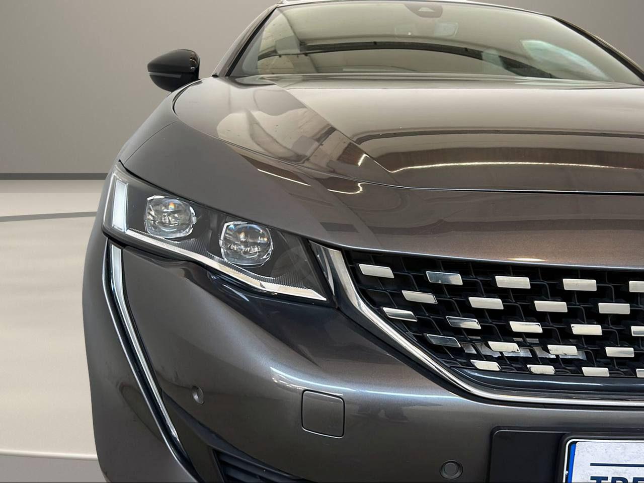 PEUGEOT 508 Plug-in Hybrid 225 e-EAT8 SW GT - 38