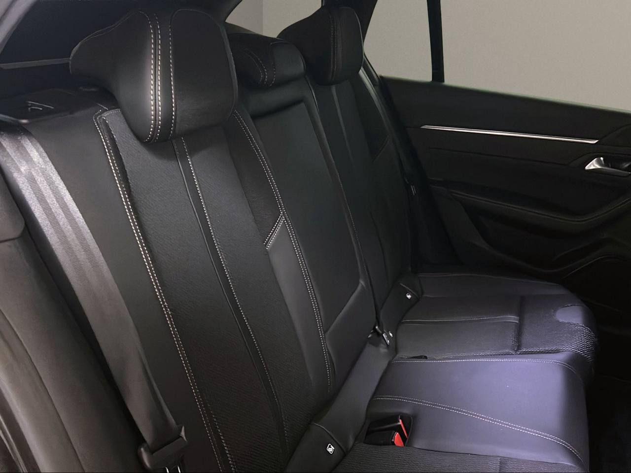 PEUGEOT 508 Plug-in Hybrid 225 e-EAT8 SW GT - 13