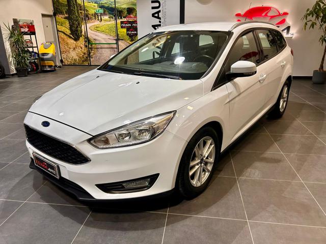 FORD Focus Bianco pastello