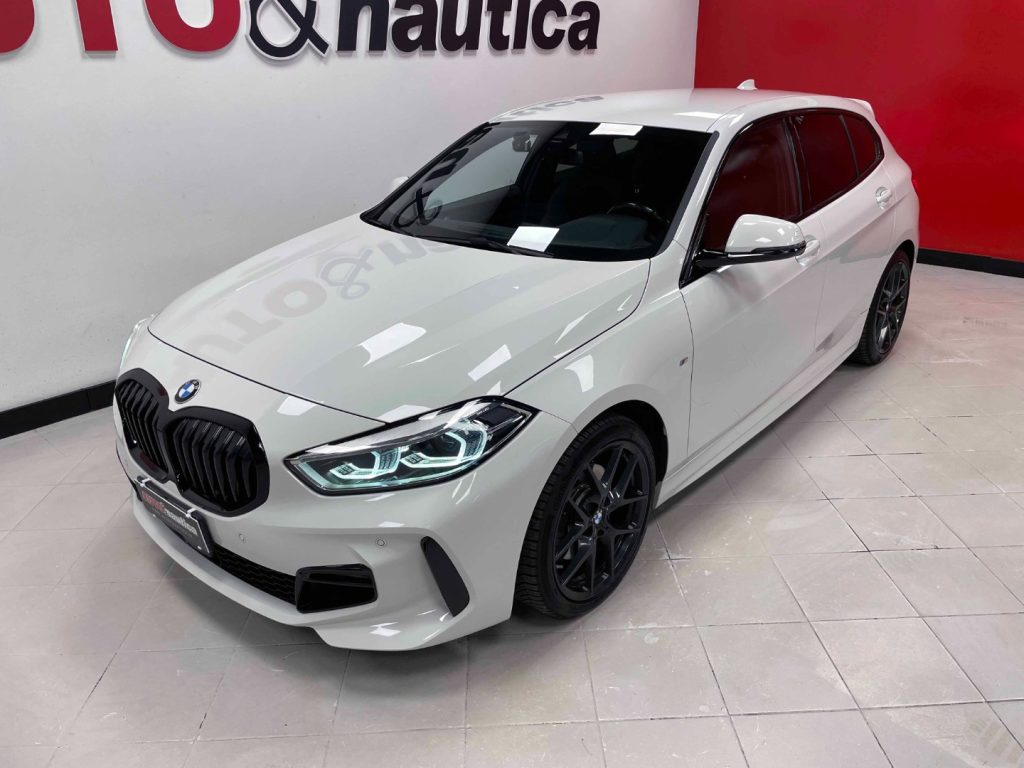 BMW 116 D M-SPORT AUTO - IVA DEDUCIBILE - 31