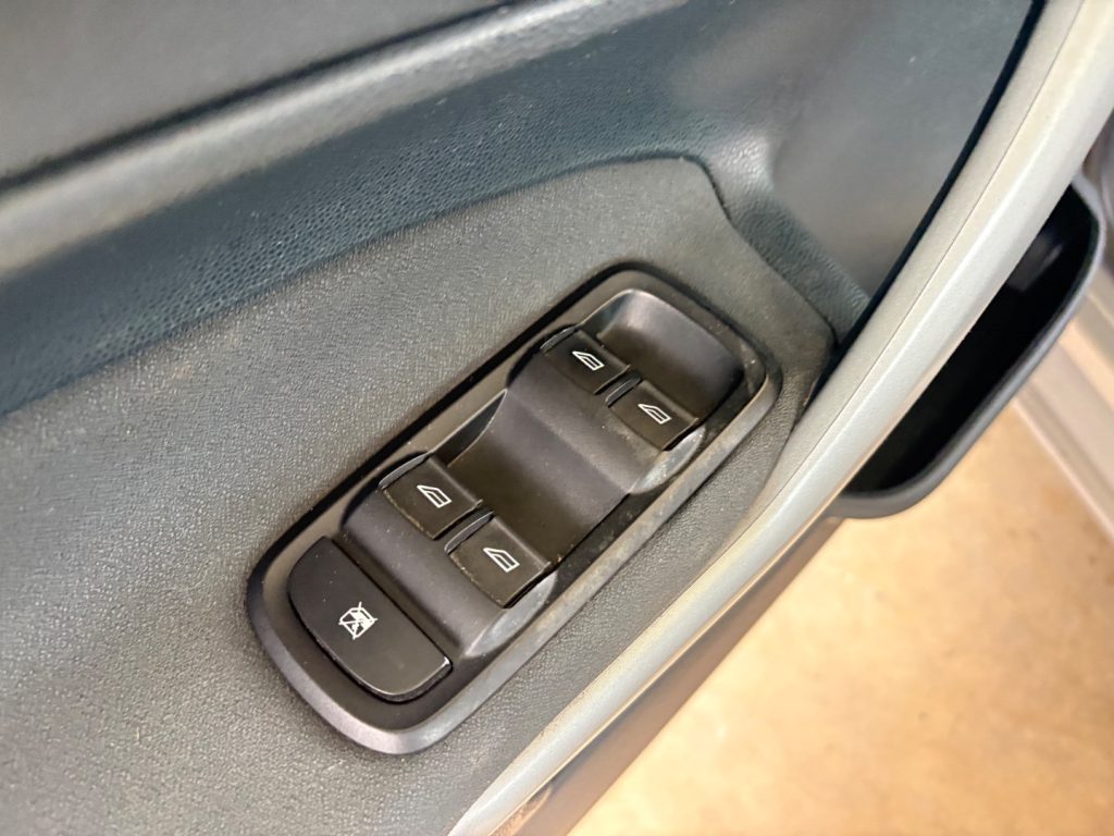 FORD Fiesta 1.4 TDCi 70CV 5 porte Titanium OK NEOPATENTATI - 22