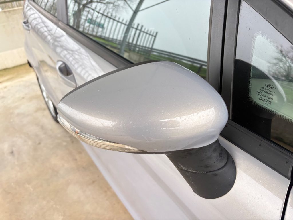 FORD Fiesta 1.4 TDCi 70CV 5 porte Titanium OK NEOPATENTATI - 40