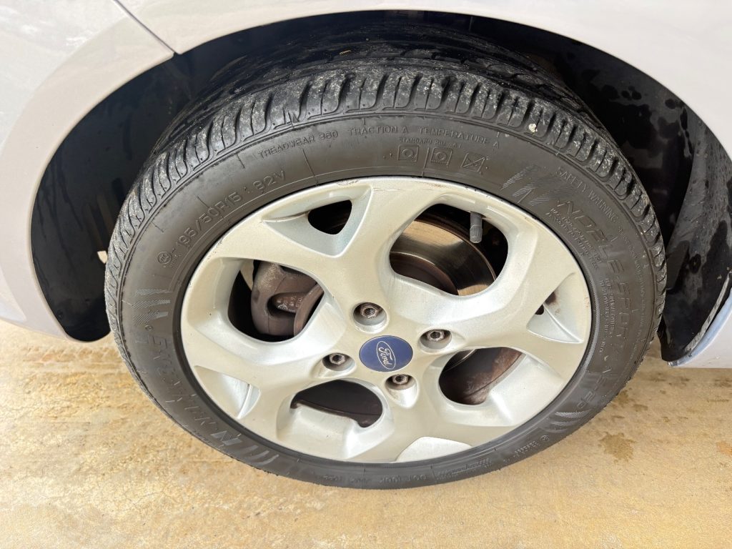 FORD Fiesta 1.4 TDCi 70CV 5 porte Titanium OK NEOPATENTATI - 44