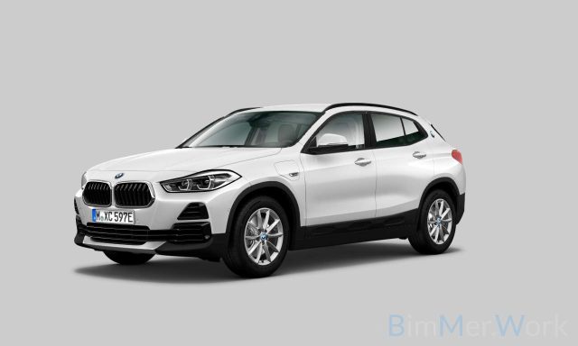 BMW X2 Mineralweiß metallizzato