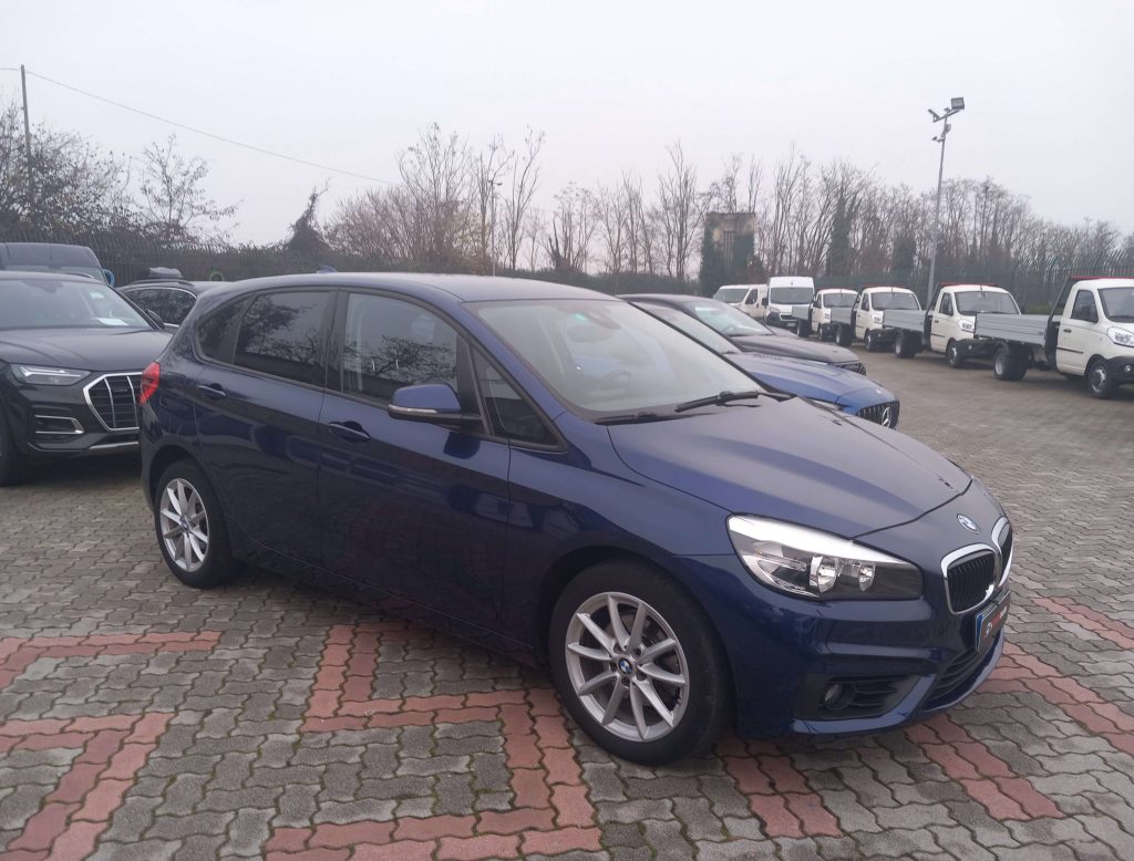 BMW 216 Serie 2 F45 216d Active Tourer automatico - 3