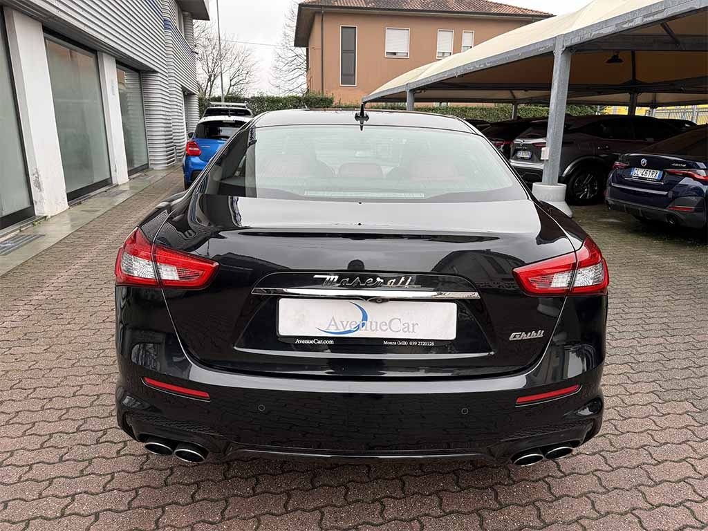 MASERATI Ghibli GRANSPORT TELECAMERA 360° CERCHI DA 20 CARPLAY - 6