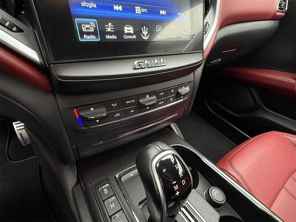 MASERATI Ghibli GRANSPORT TELECAMERA 360° CERCHI DA 20 CARPLAY - 17