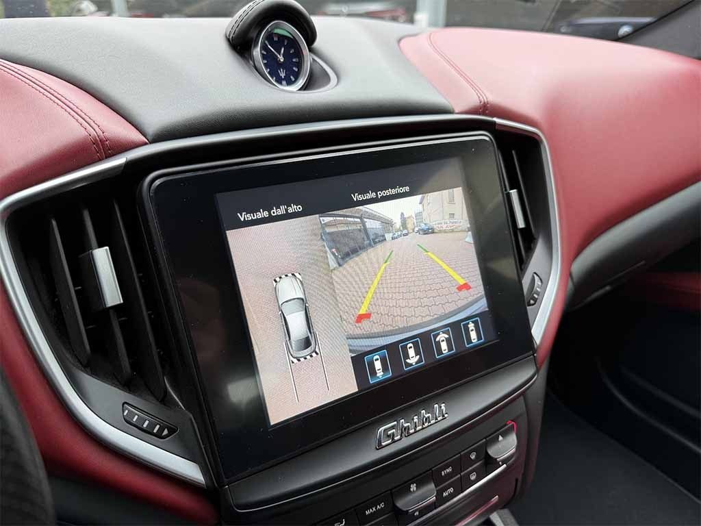 MASERATI Ghibli GRANSPORT TELECAMERA 360° CERCHI DA 20 CARPLAY - 23