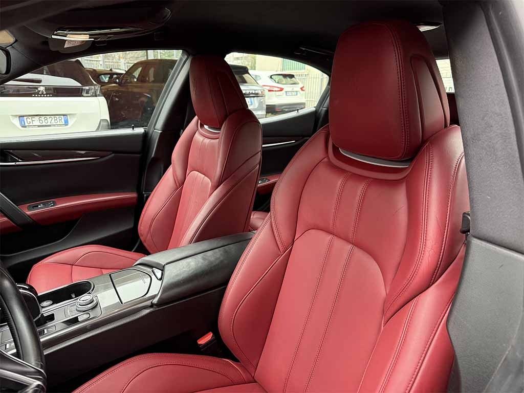 MASERATI Ghibli GRANSPORT TELECAMERA 360° CERCHI DA 20 CARPLAY - 28