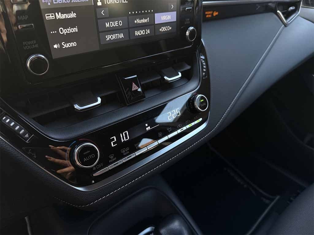 TOYOTA Corolla 1.8h Active cvt TELECAMERA CARPLAY PREZZO REALE - 18