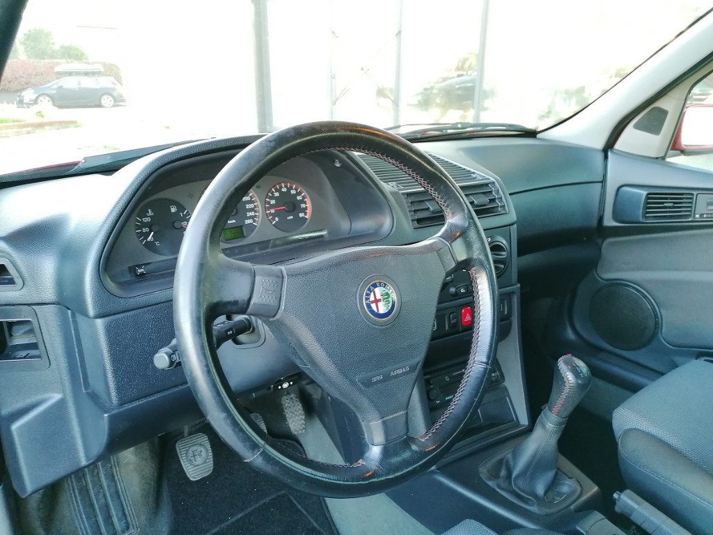 ALFA ROMEO 145 2.0i 16V Twin Spark cat Quadrifoglio - 5