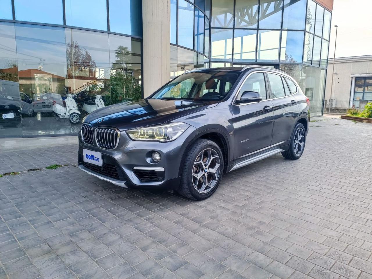 BMW X1 sDrive18d xLine - 25