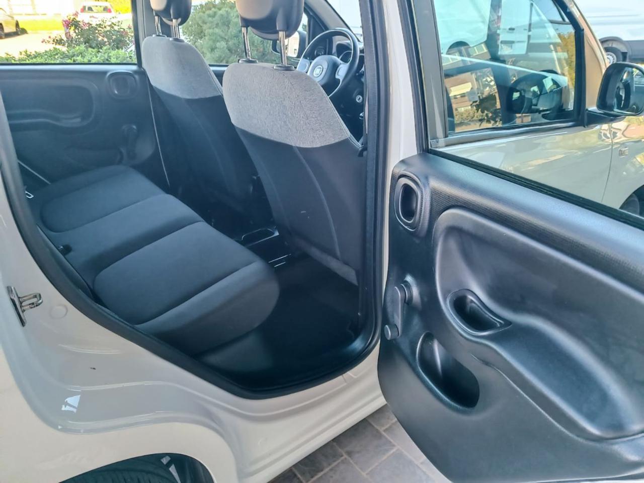 FIAT Panda 1.0 FireFly S&S Hybrid - 10