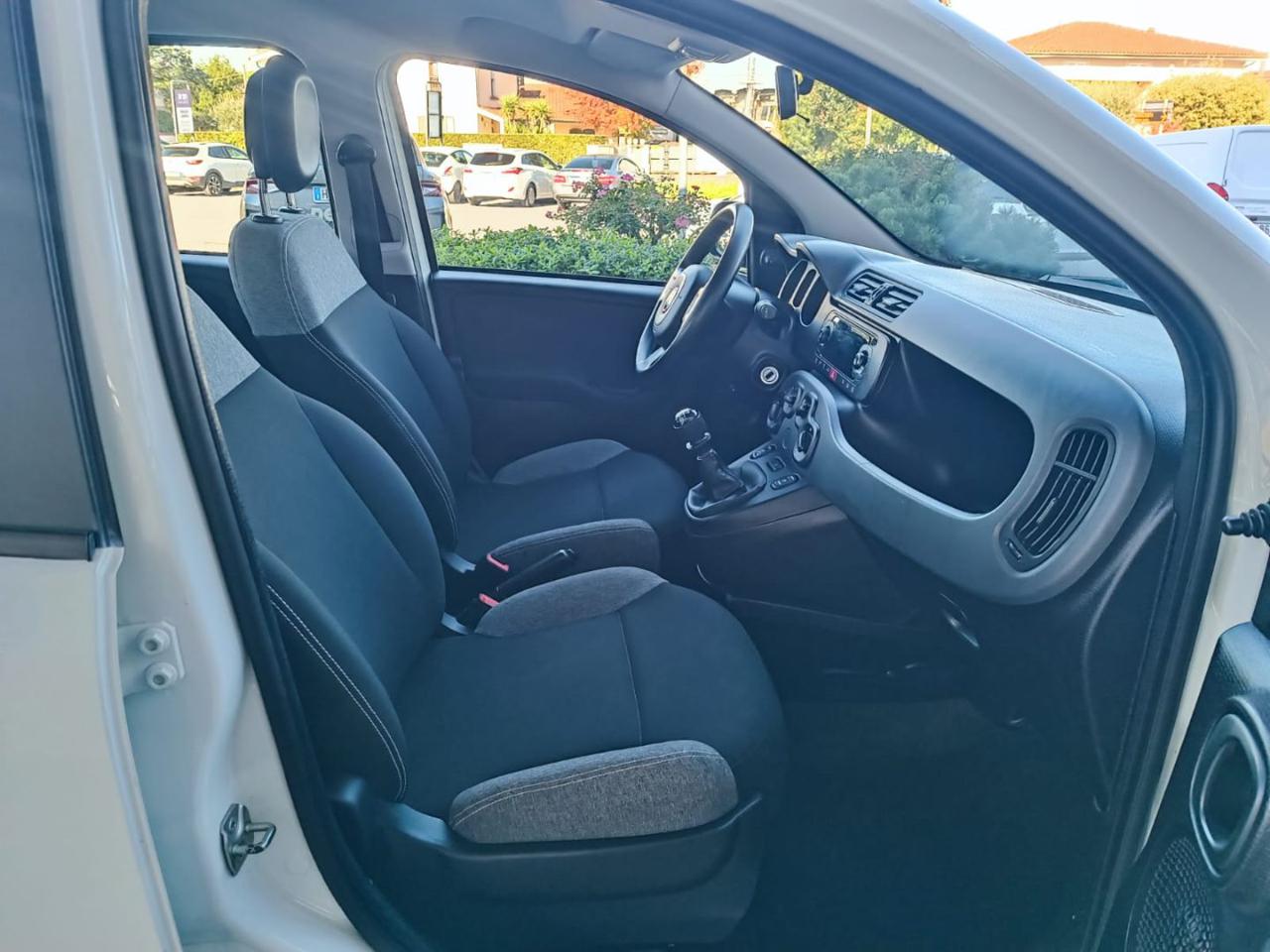 FIAT Panda 1.0 FireFly S&S Hybrid - 11