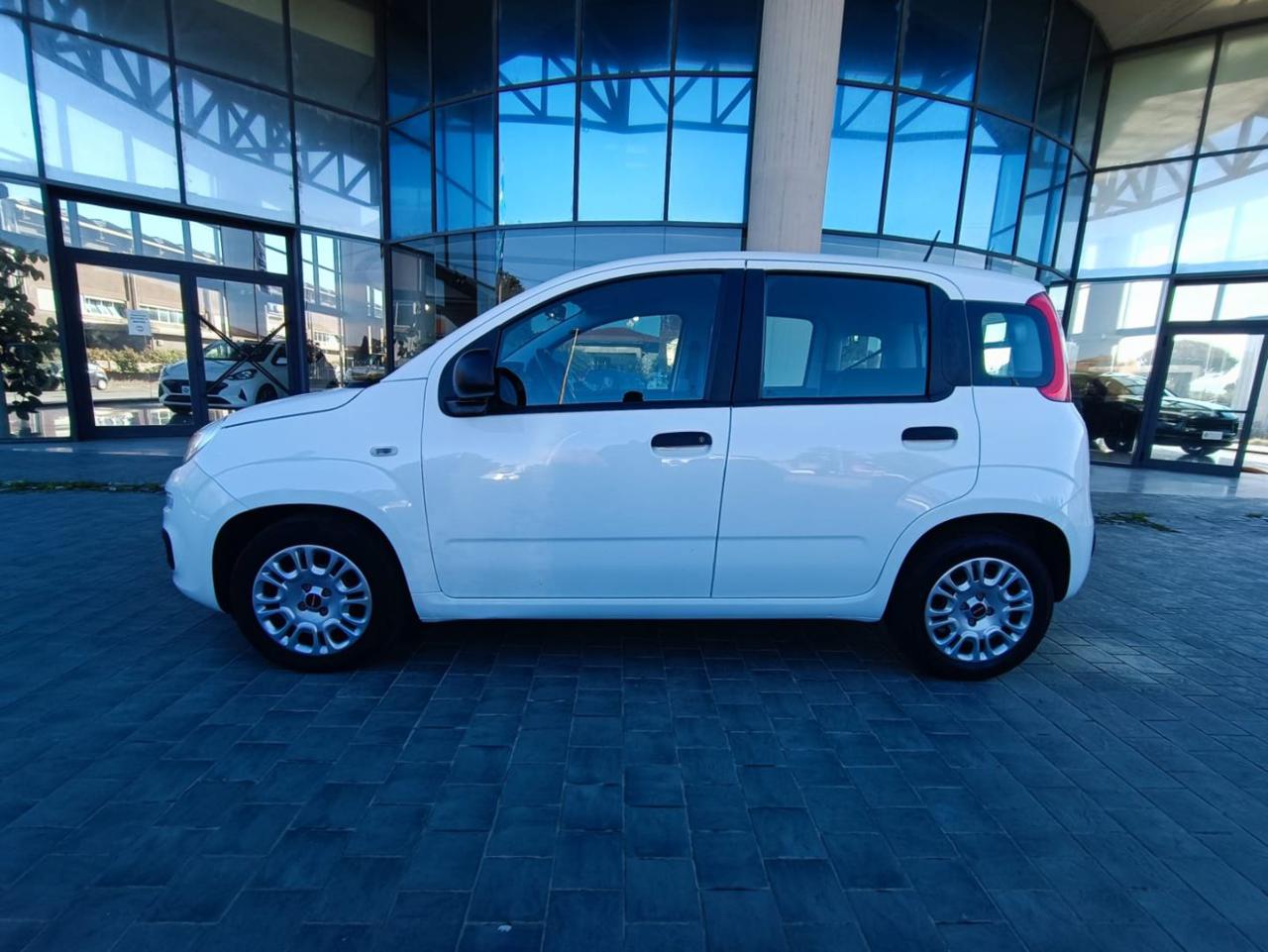 FIAT Panda 1.0 FireFly S&S Hybrid - 16