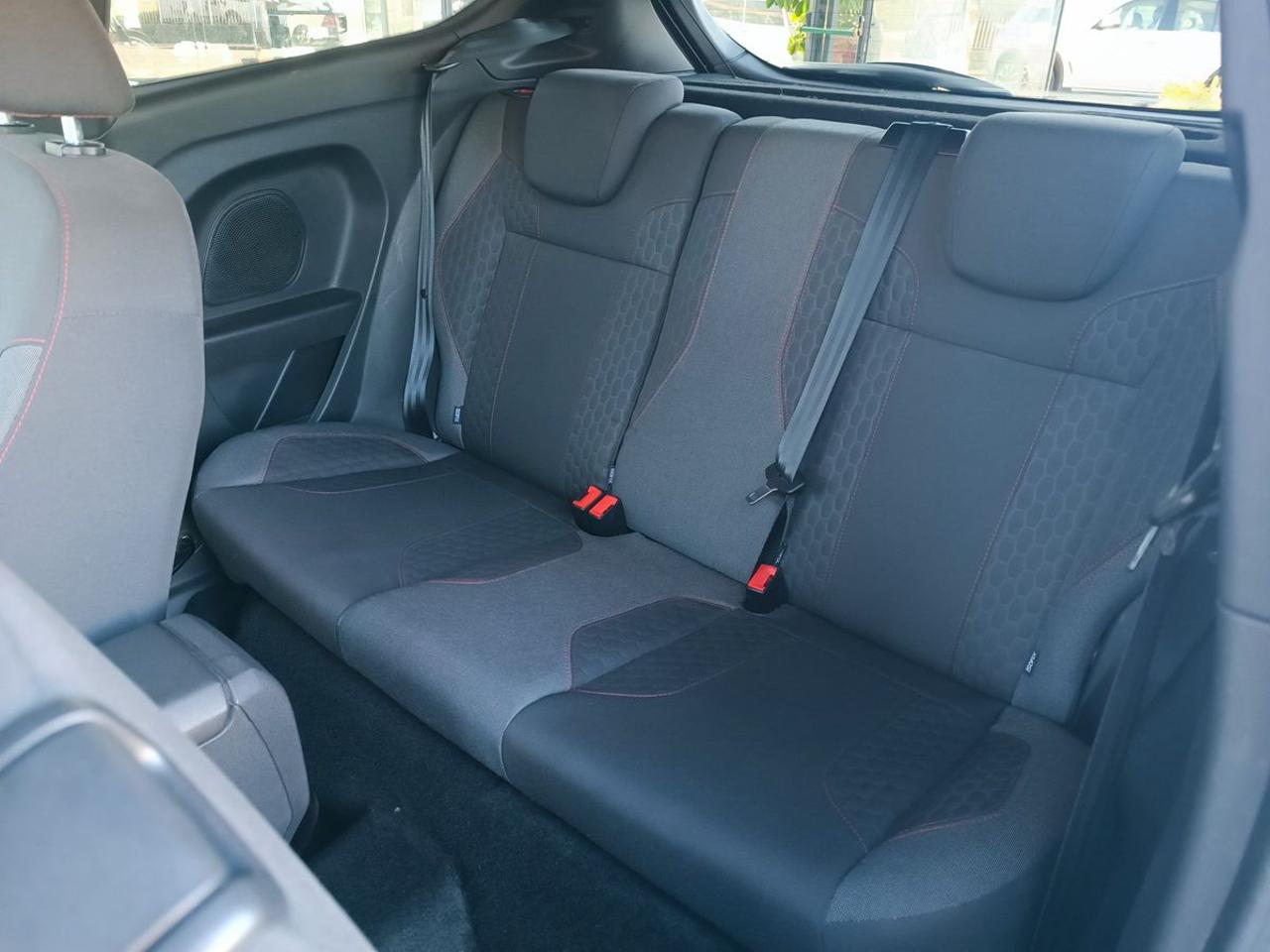 FORD Fiesta 1.5 TDCi 95CV 3 porte ST-Line - 9