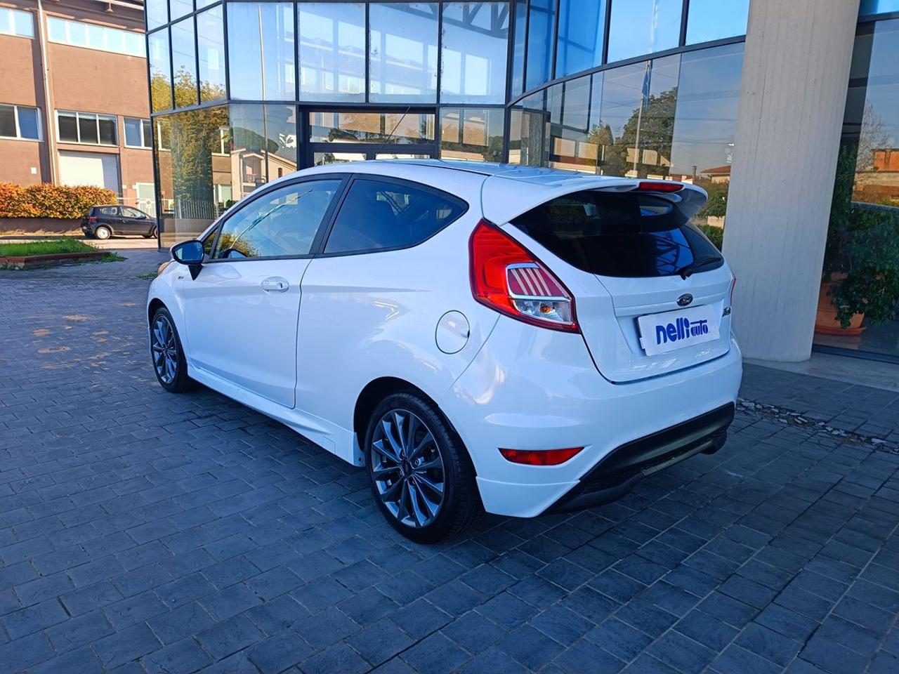 FORD Fiesta 1.5 TDCi 95CV 3 porte ST-Line - 22