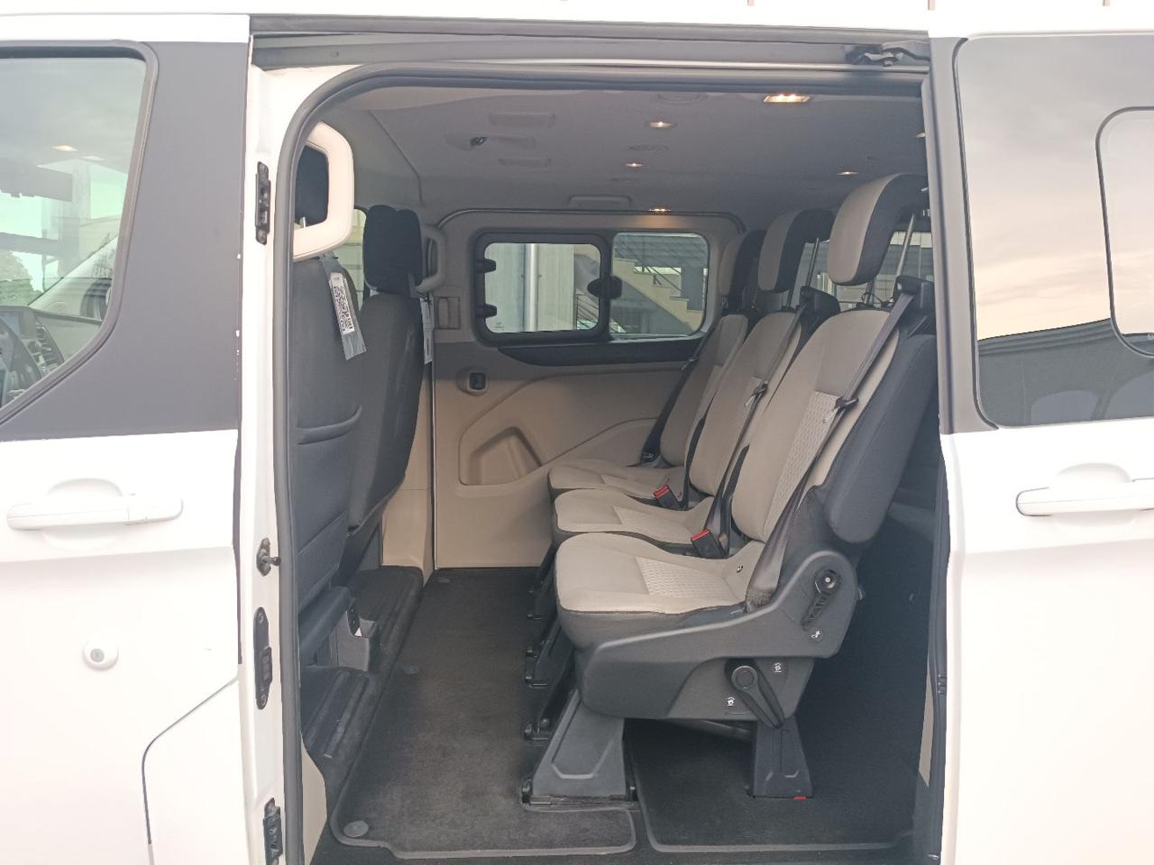 FORD Tourneo Custom 320 2.0 TDCi 130CV aut. PL Trend - 6