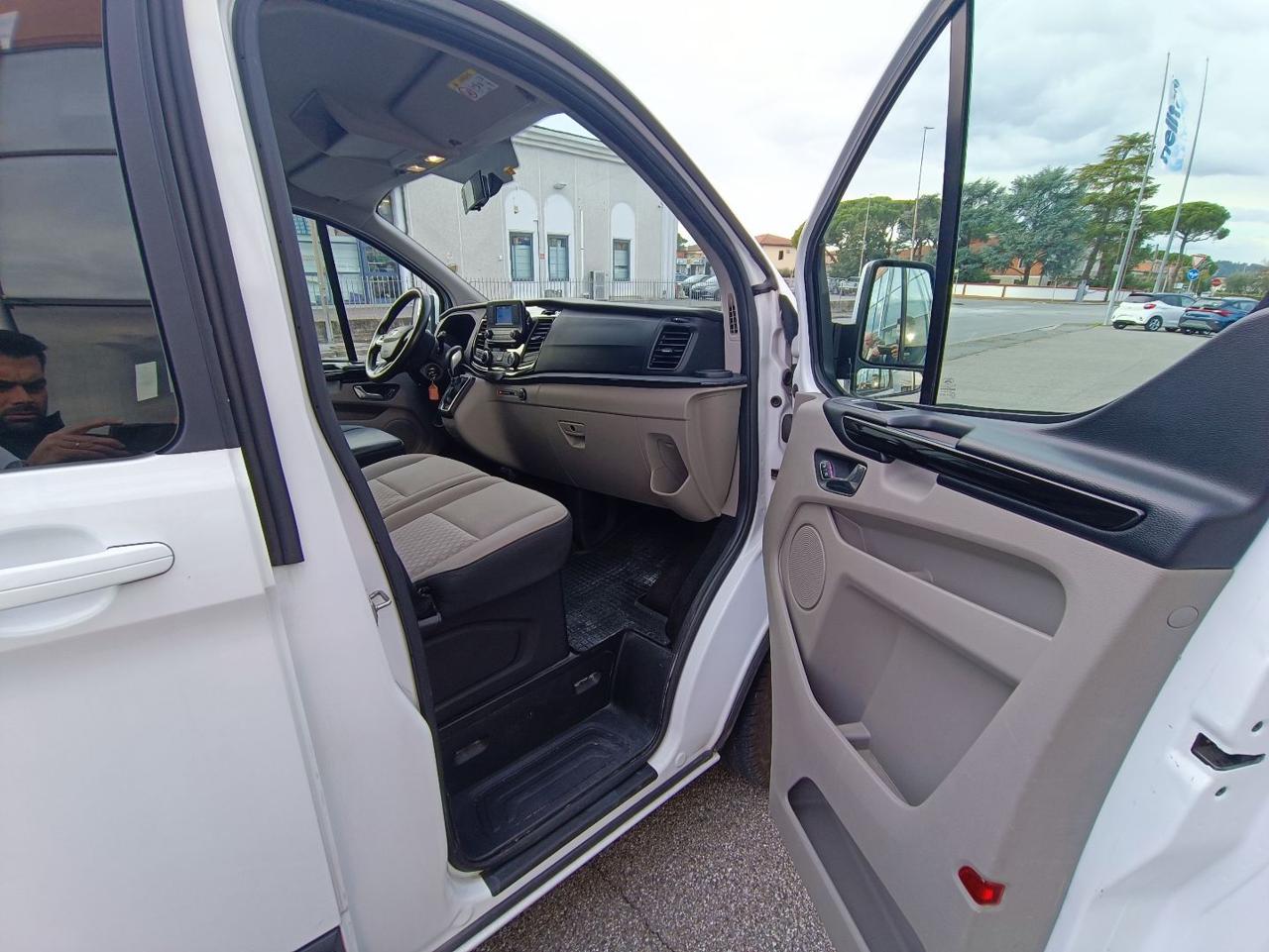 FORD Tourneo Custom 320 2.0 TDCi 130CV aut. PL Trend - 15