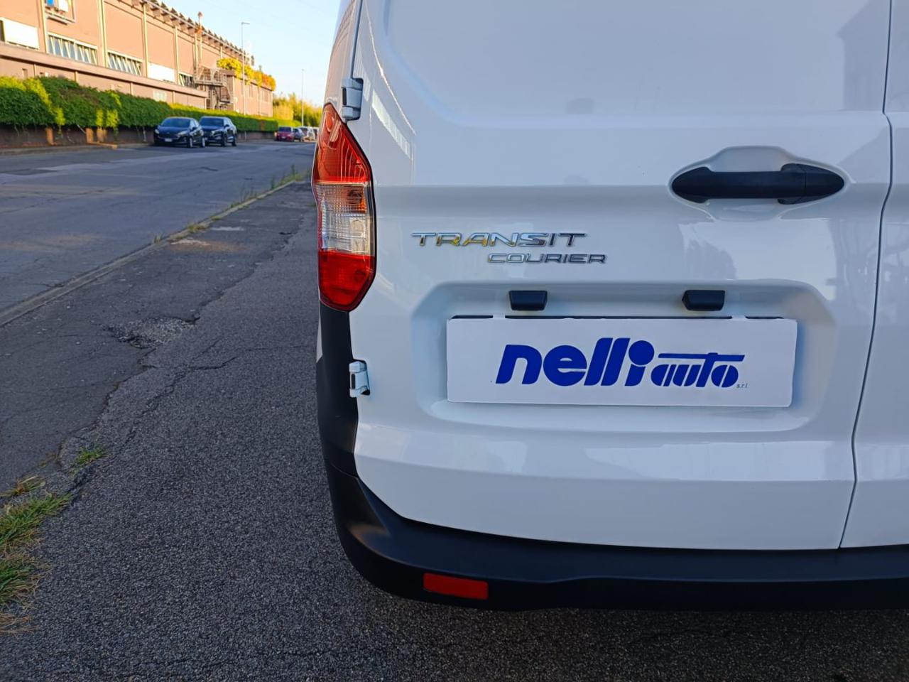 FORD Transit Courier 1.5 TDCi 100CV Van Trend - 8