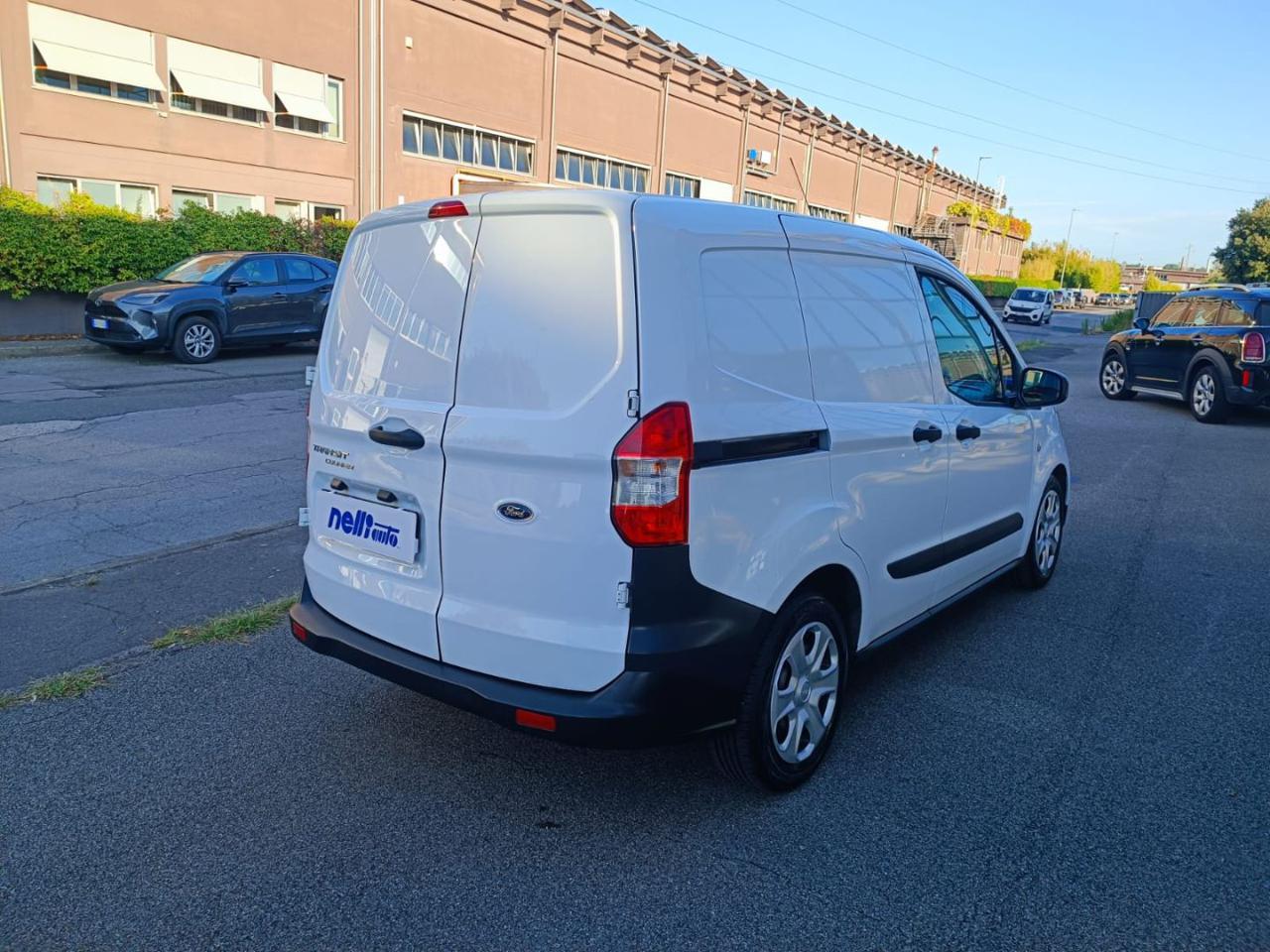 FORD Transit Courier 1.5 TDCi 100CV Van Trend - 10