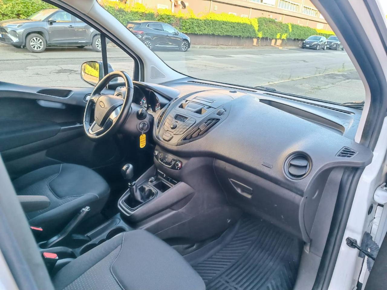 FORD Transit Courier 1.5 TDCi 100CV Van Trend - 17