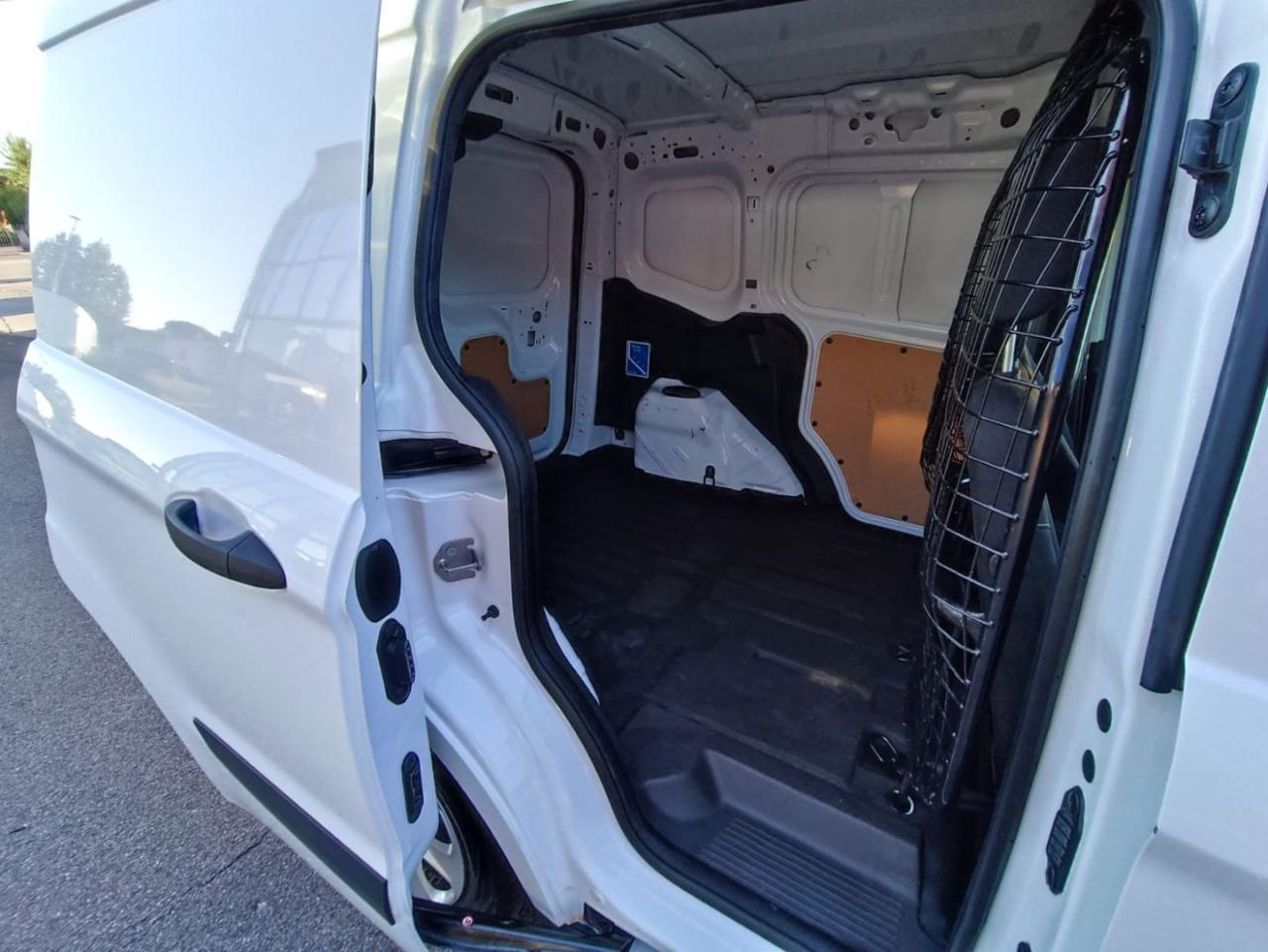 FORD Transit Courier 1.5 TDCi 100CV Van Trend - 19