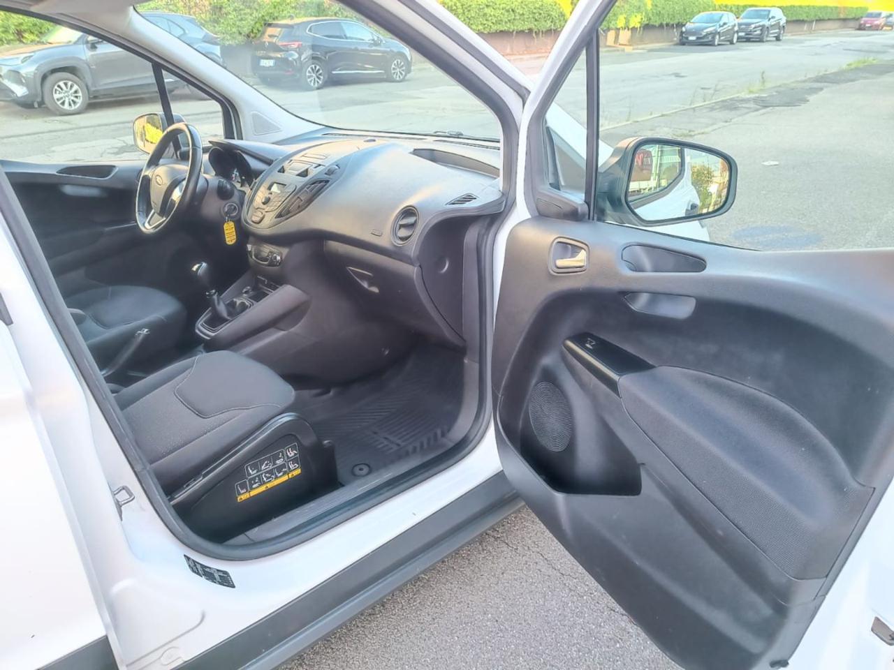 FORD Transit Courier 1.5 TDCi 100CV Van Trend - 21