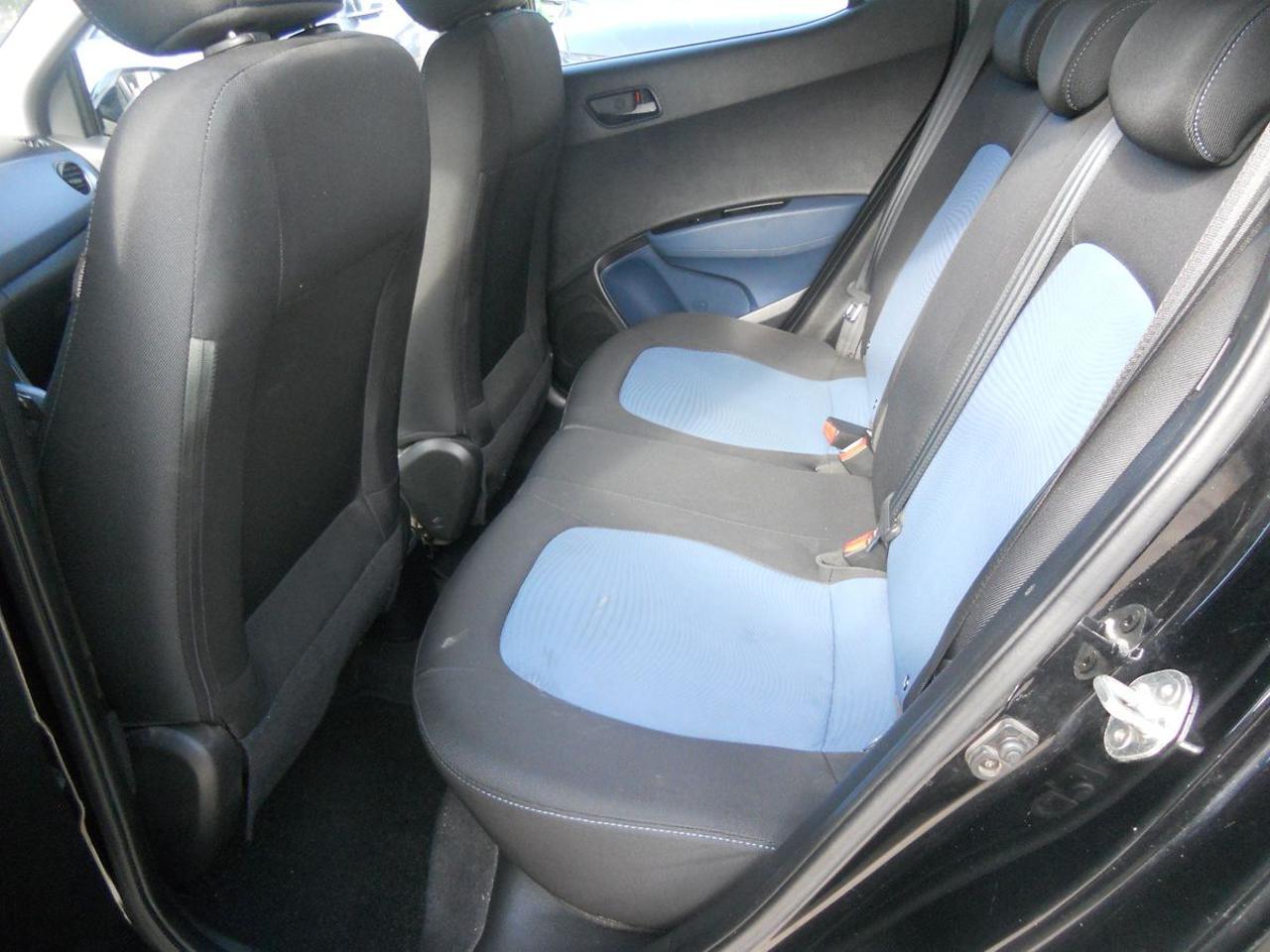 HYUNDAI i10 1.0 LPGI Econext Login - 10