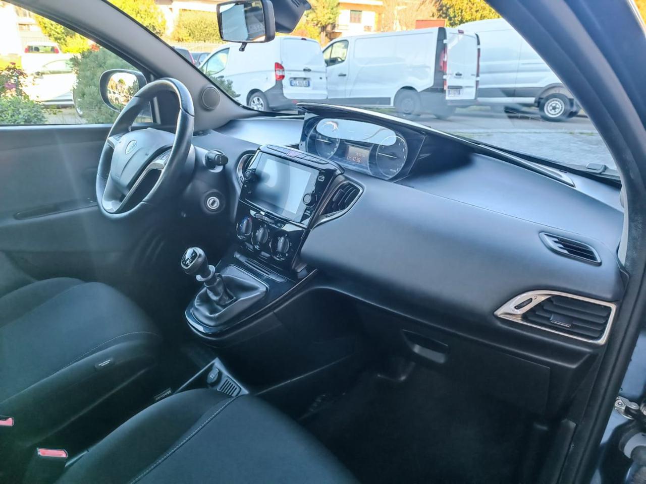 LANCIA Ypsilon 1.0 FireFly 5 porte S&S Hybrid Gold - 11