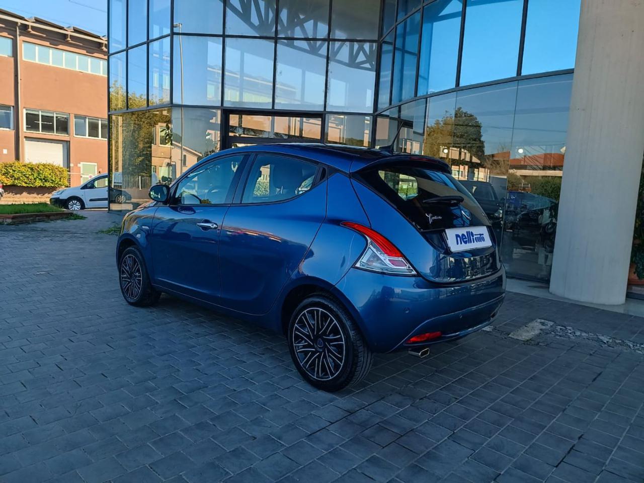 LANCIA Ypsilon 1.0 FireFly 5 porte S&S Hybrid Gold - 3