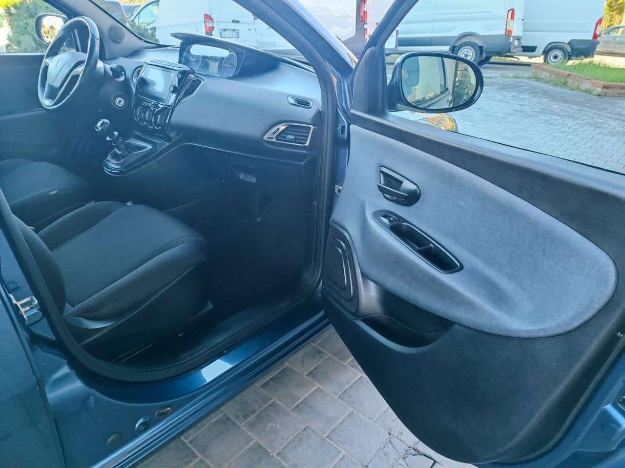 LANCIA Ypsilon 1.0 FireFly 5 porte S&S Hybrid Gold - 10