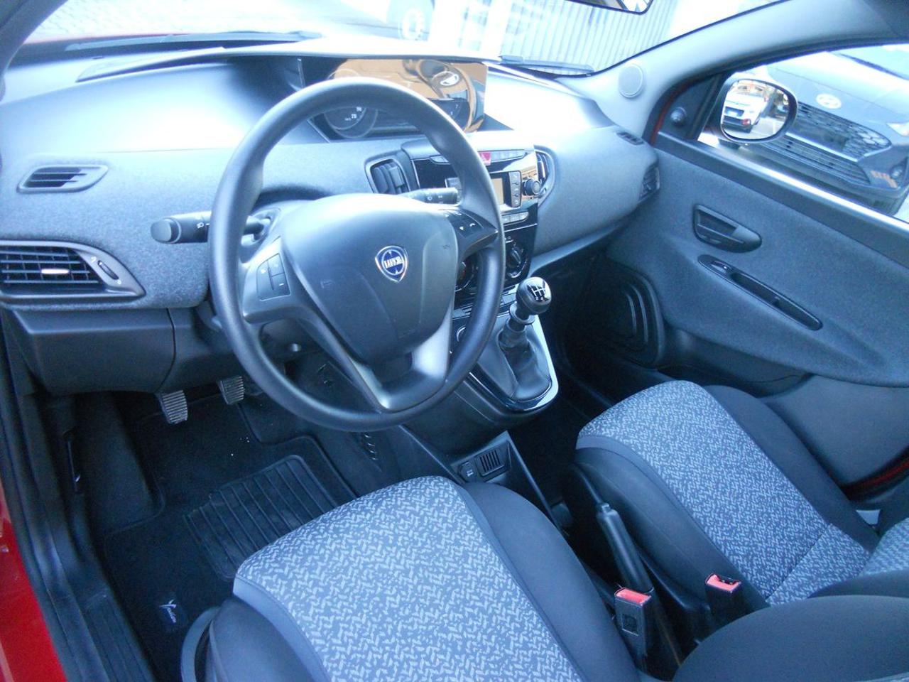 LANCIA Ypsilon 1.0 FireFly 5 porte S&S Hybrid Silver - 10