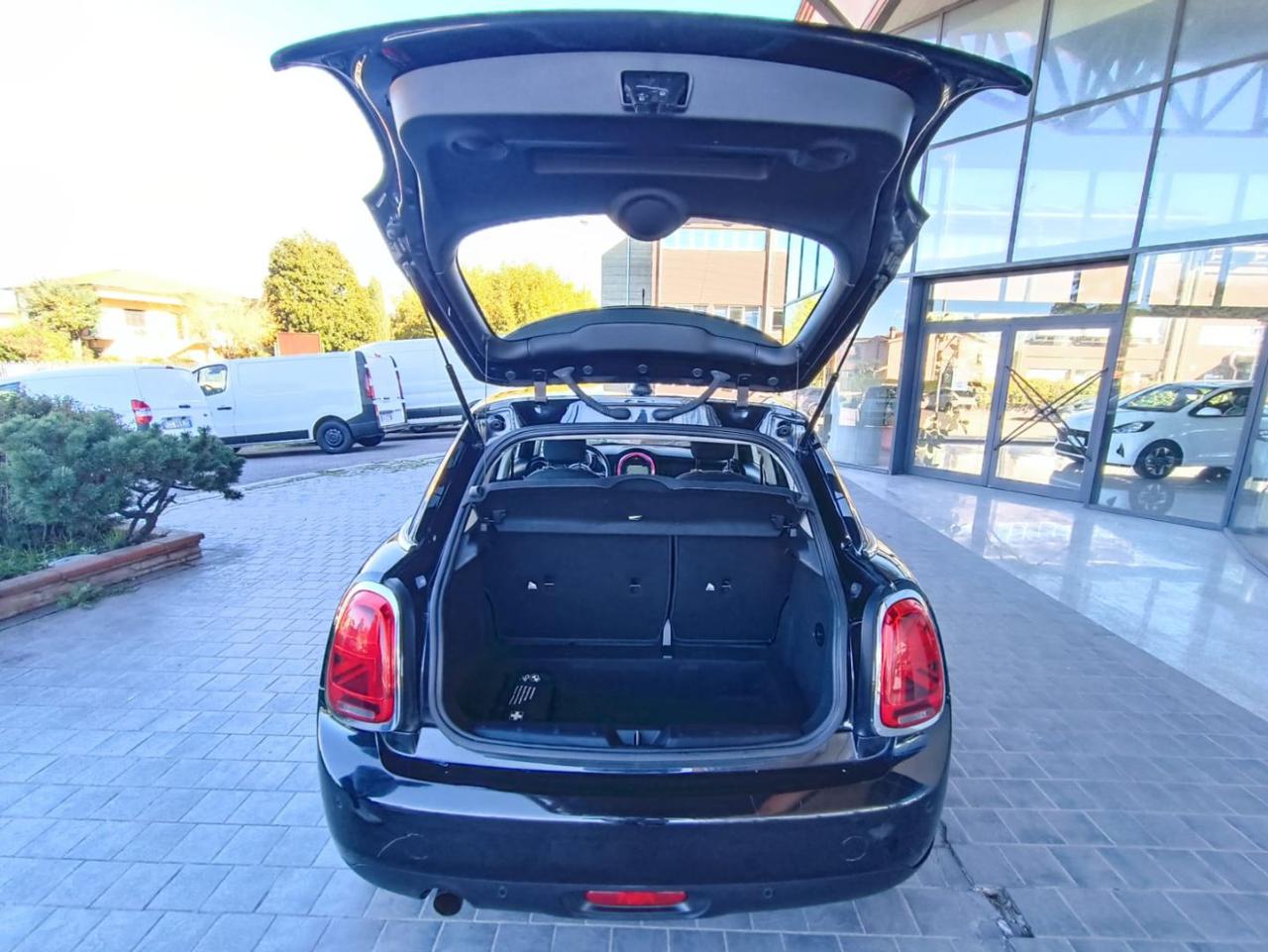 MINI One 1.5 One 75 CV Baker Street 5 porte - 19