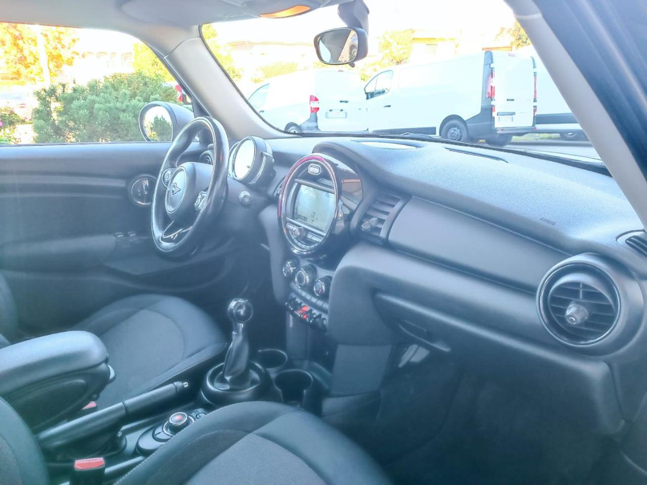 MINI One 1.5 One 75 CV Baker Street 5 porte - 16