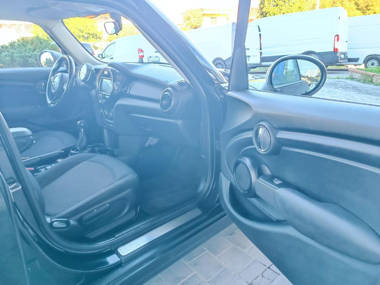 MINI One 1.5 One 75 CV Baker Street 5 porte - 15