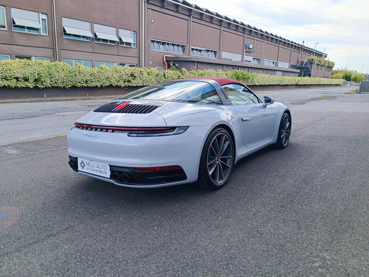 PORSCHE 911 Targa 4S - 18