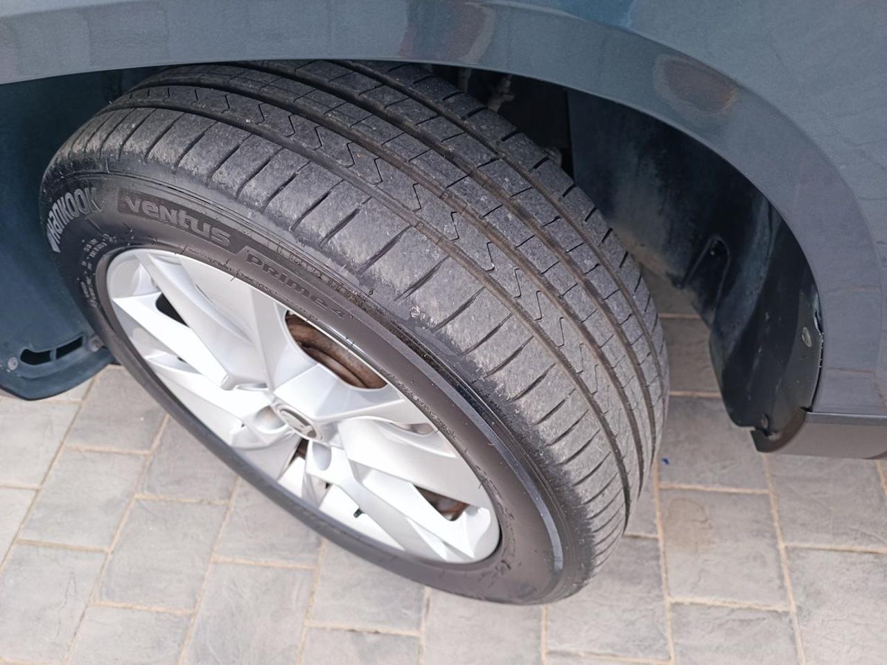 SKODA Karoq 2.0 TDI EVO SCR 115 CV DSG Executive - 2