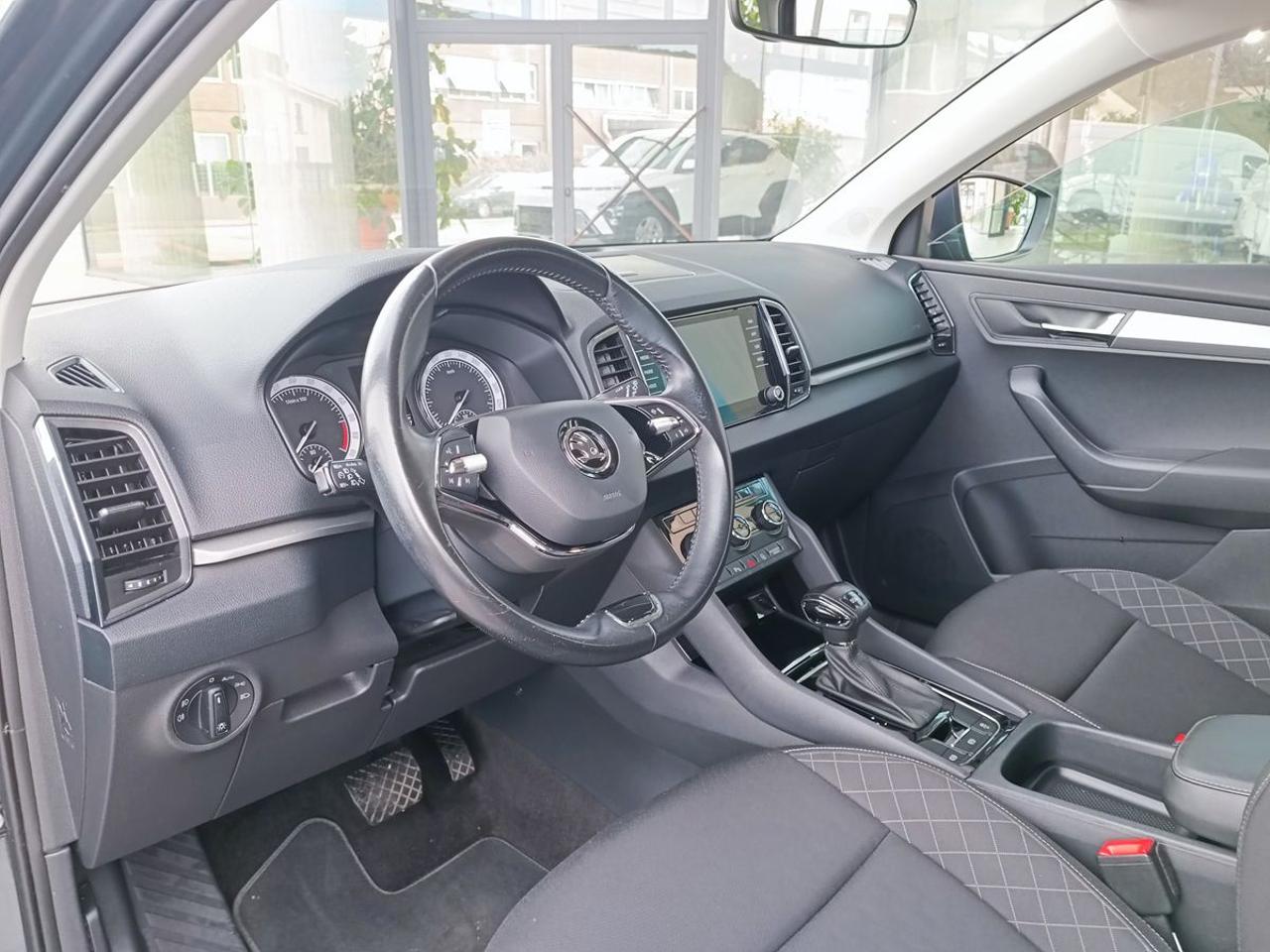SKODA Karoq 2.0 TDI EVO SCR 115 CV DSG Executive - 17
