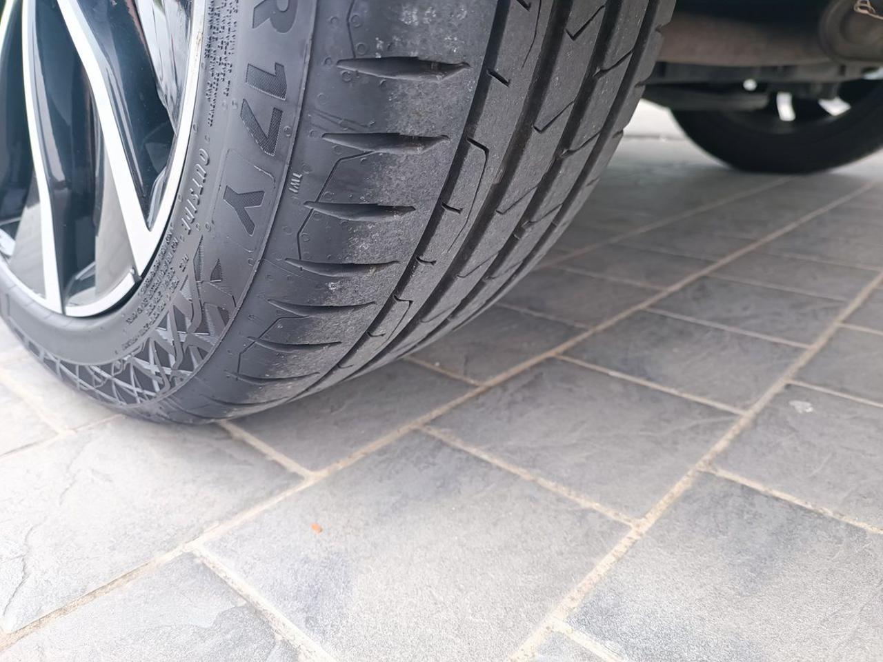 VOLKSWAGEN Golf 2.0 TDI SCR Style - 24