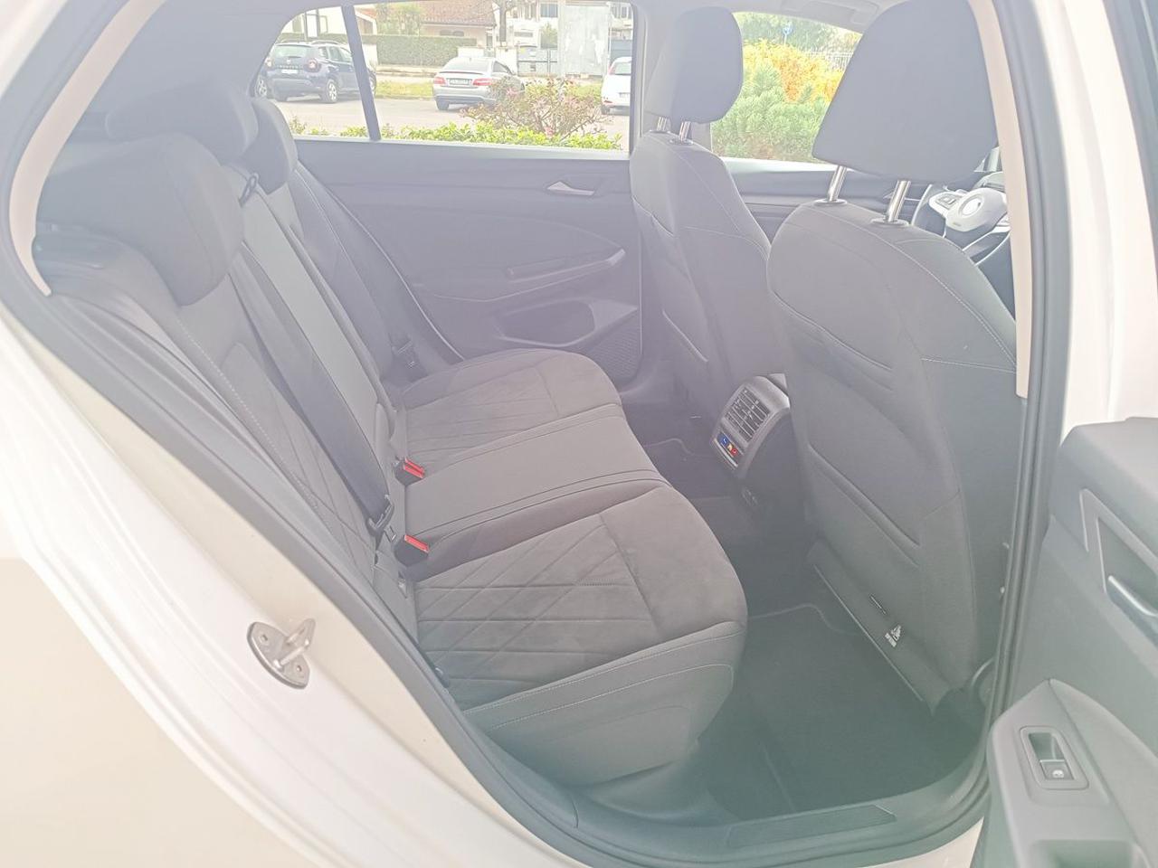 VOLKSWAGEN Golf 2.0 TDI SCR Style - 11