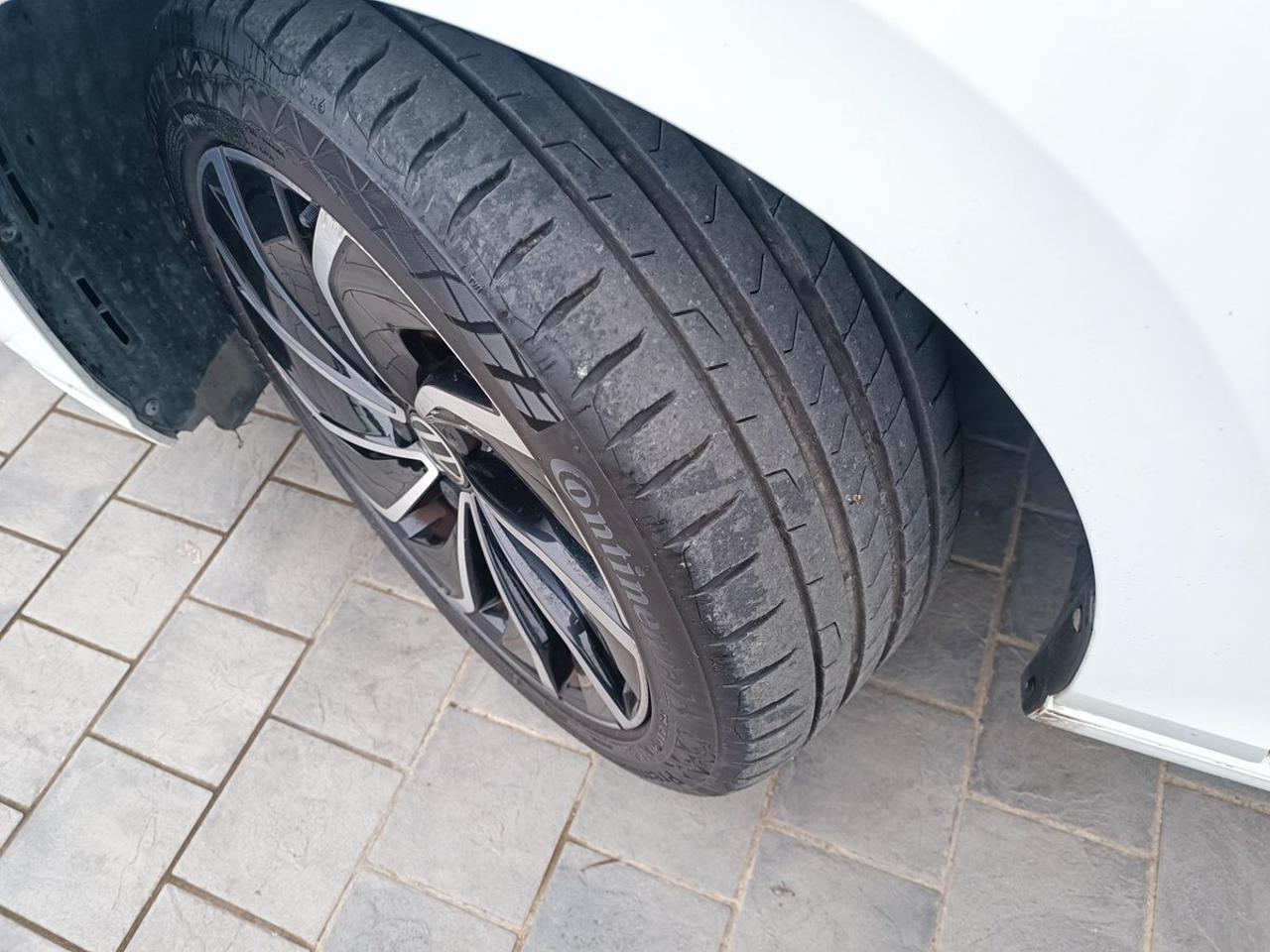 VOLKSWAGEN Golf 2.0 TDI SCR Style - 31