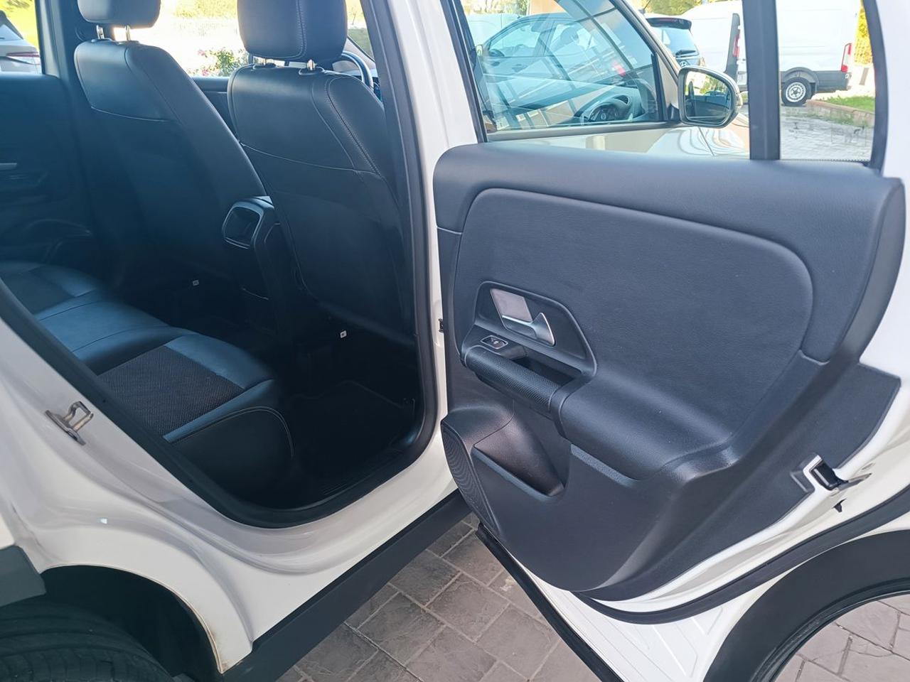 MERCEDES-BENZ GLA 180 d Automatic Business Extra - 12