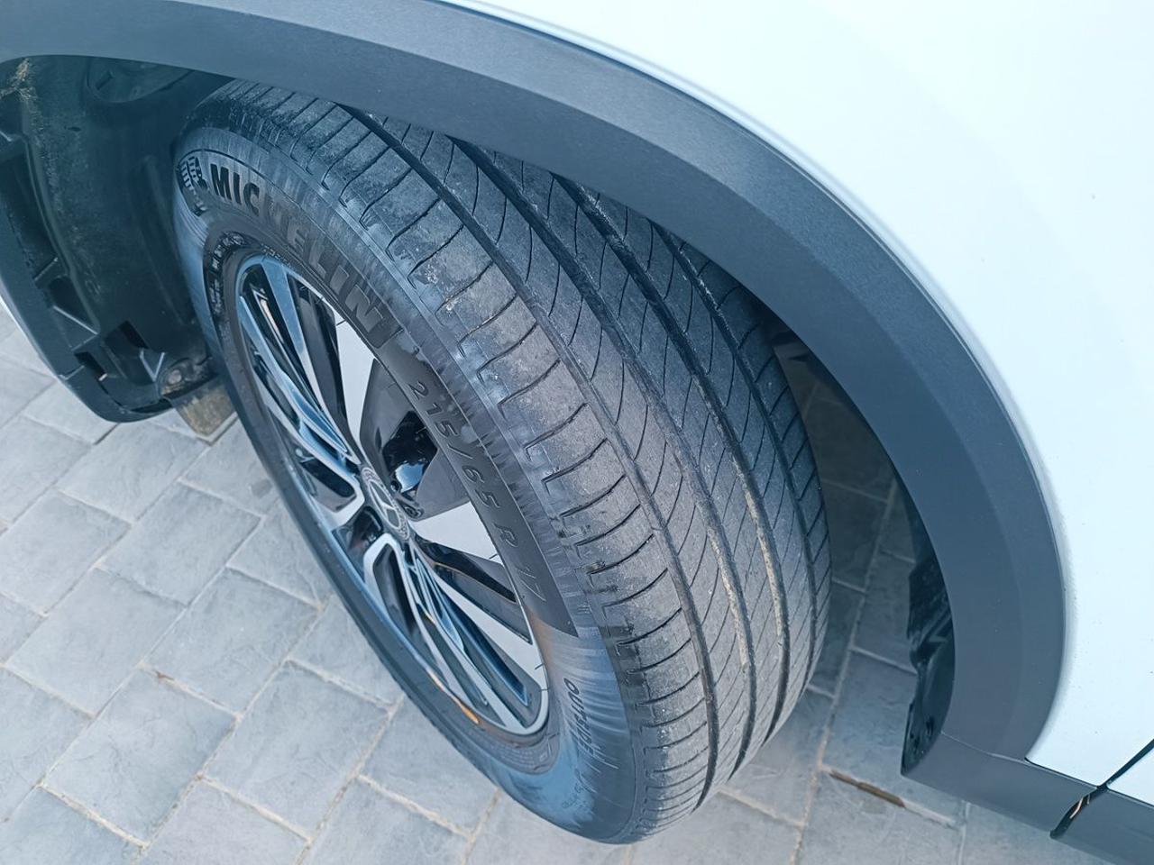 MERCEDES-BENZ GLA 180 d Automatic Business Extra - 29